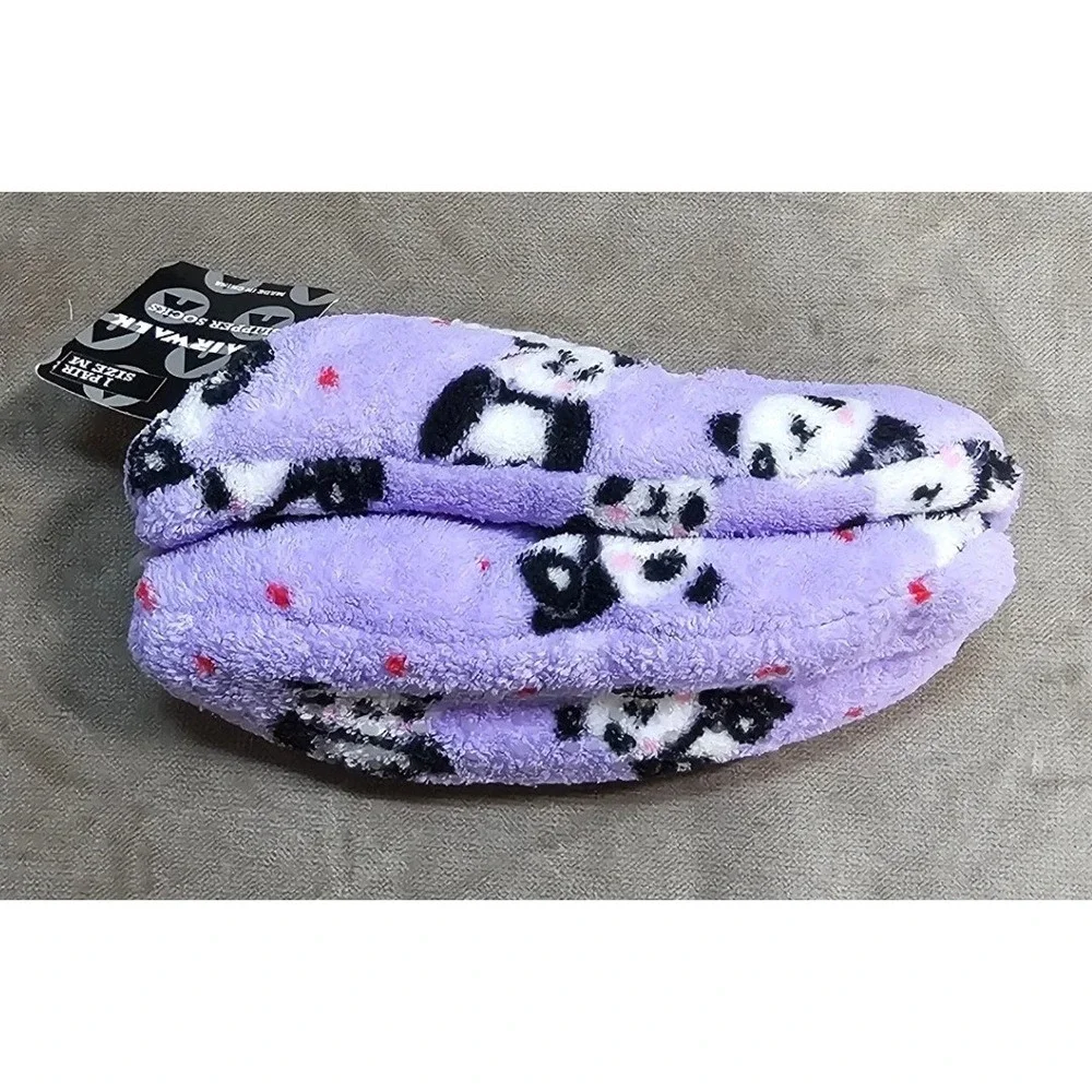 Airwalk Girls Kids Fuzzy Slipper Socks Purple Panda Fleece Grip Sole NWT Size M